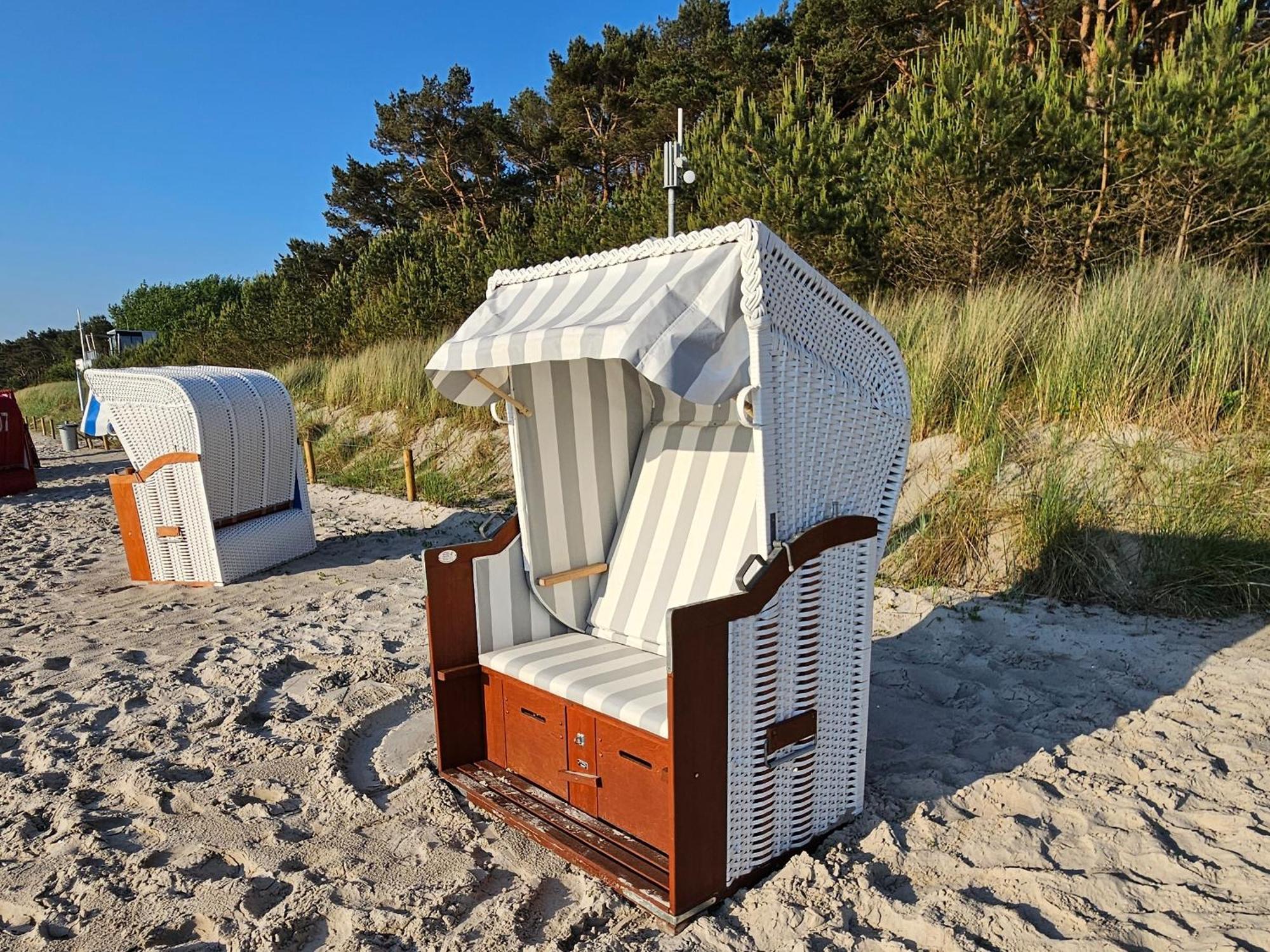 Ankerplatz Am Suedstrand, Fewo Mit 2 Schlafzimmer Und Eigenen Strandkorb 宾茨 外观 照片
